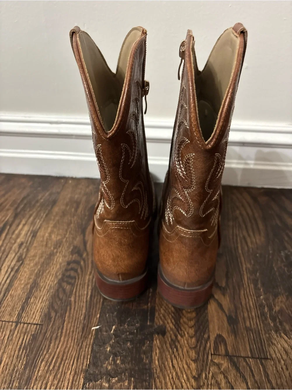 Classic Brown Western-Style Rollda youth boots - 4y